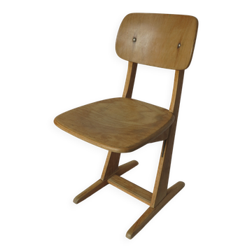 child's chair light wood design