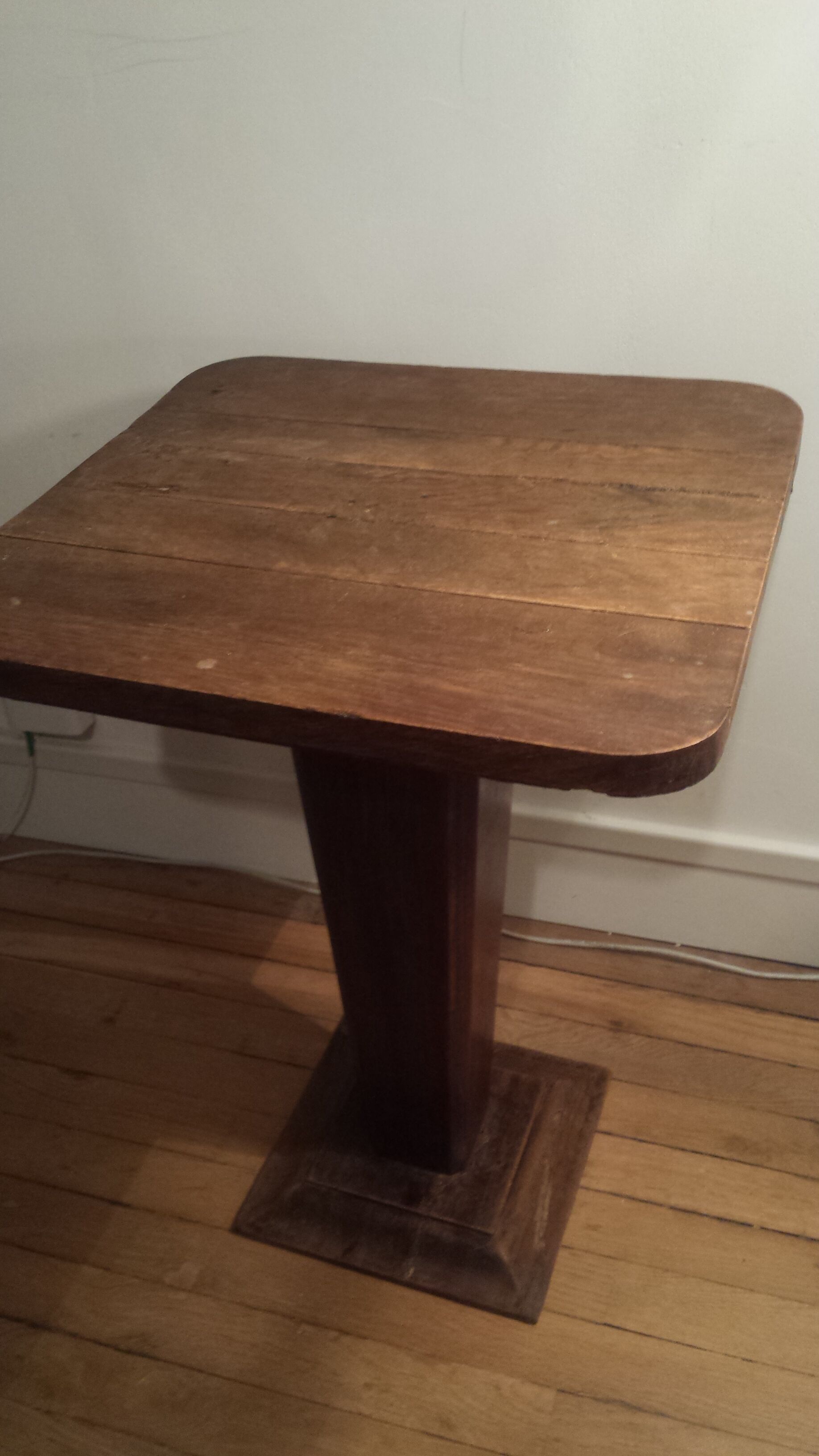 Spot like that wooden