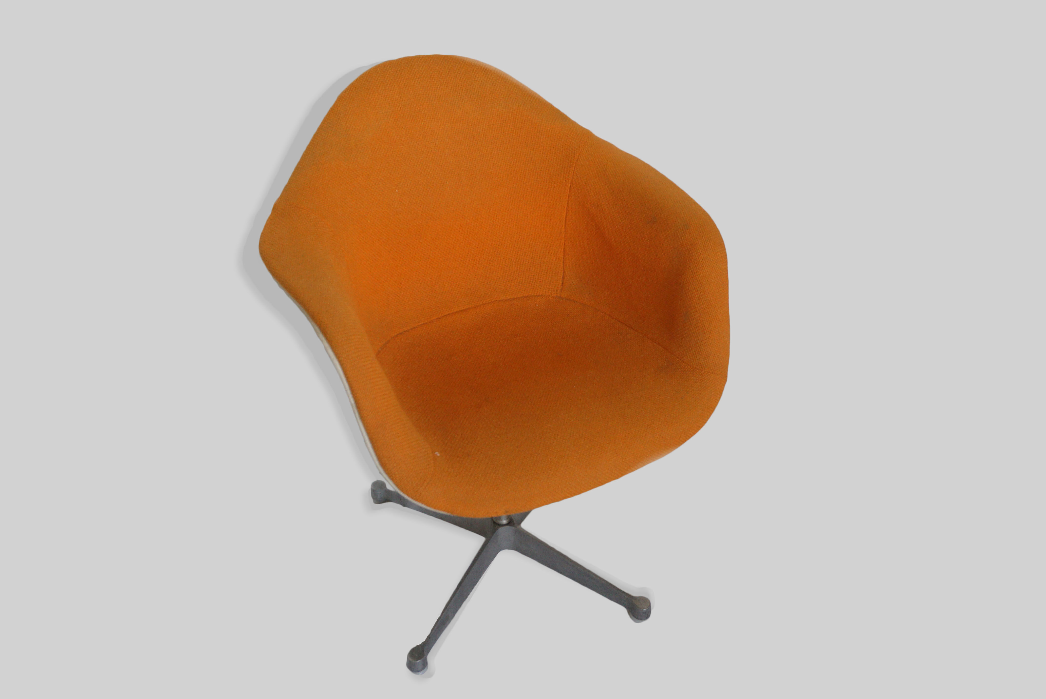 Set of 6 armchairs by Ray & Charles Eames for Herman Miller