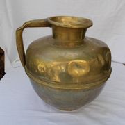 Brass pot