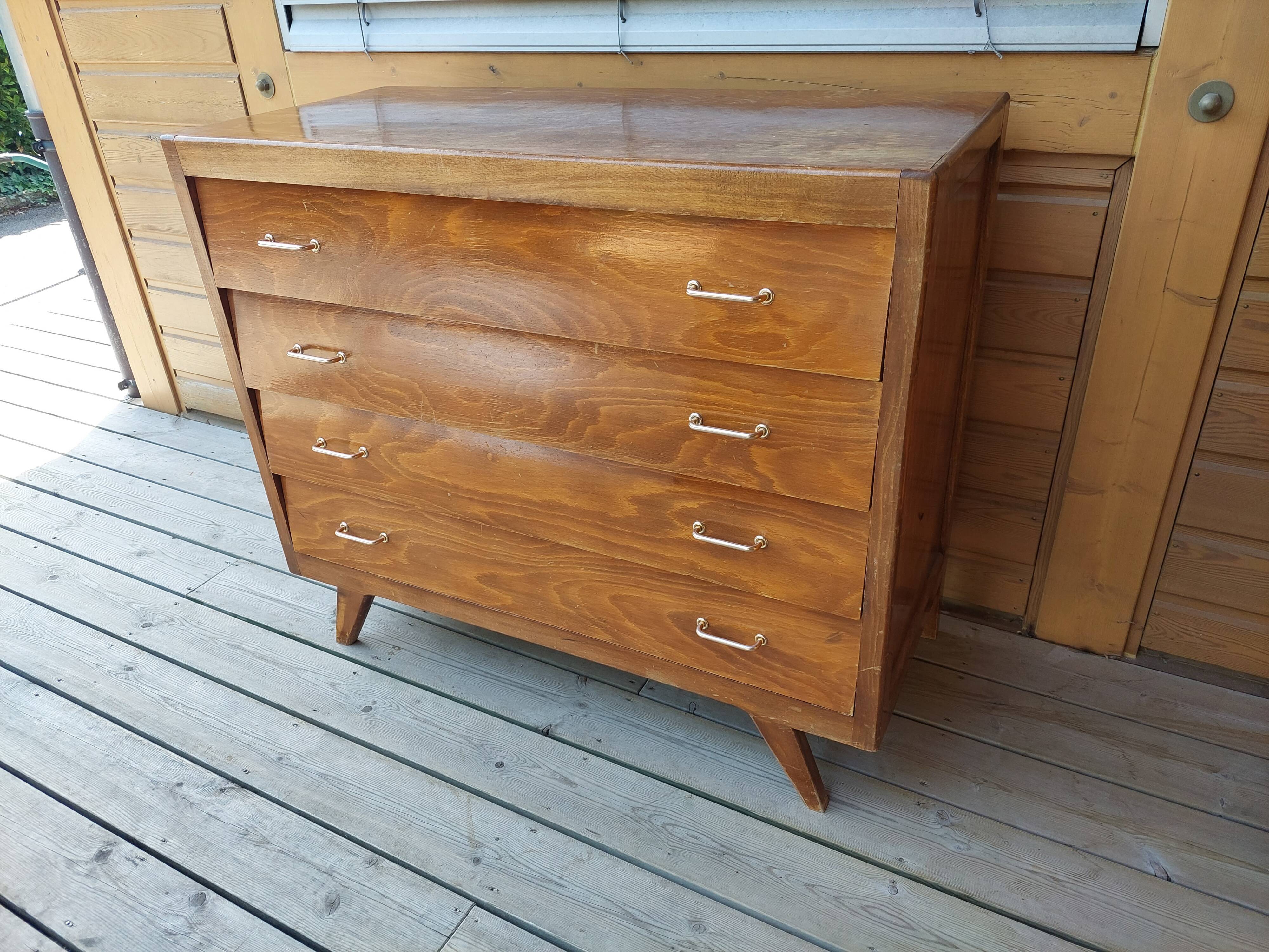 Commode vintage
