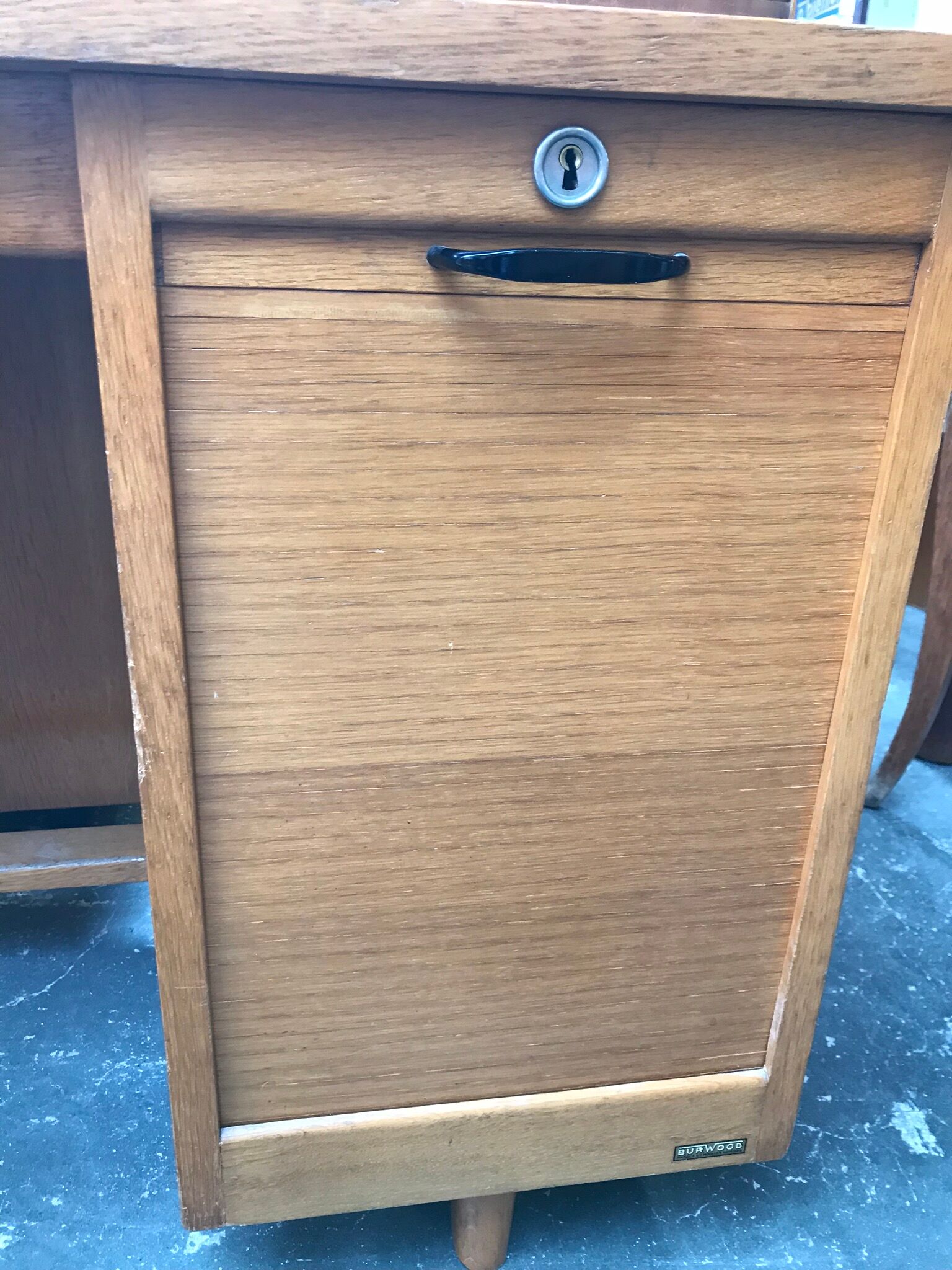 Desk oak 1960