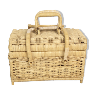 Wicker basket