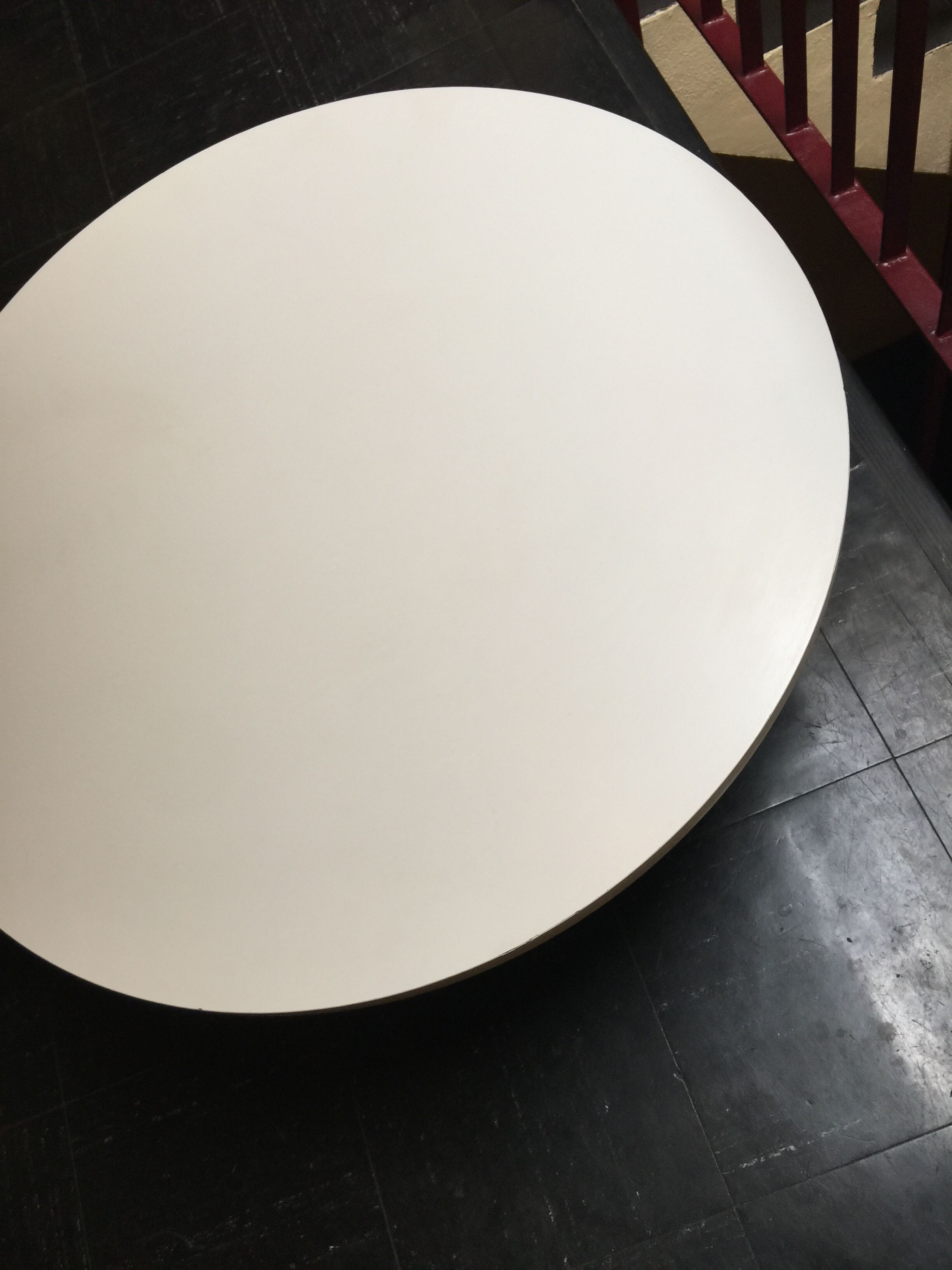 70' tulip foot coffee table