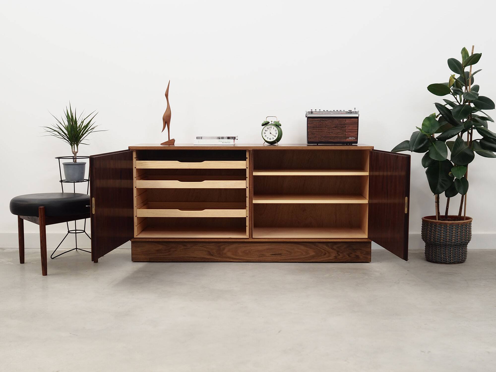 Rosewood furniture, Danish design, 1960s, designer: Carlo Jensen, production