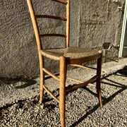 Chaise paillée vintage dorée