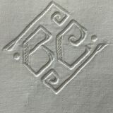 12 embroidered towels BC square damask ivory