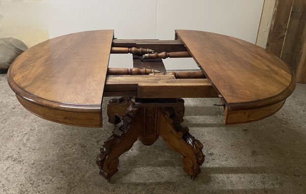 Table Guéridon à Bandeau En Noyer d époque du début du XX ème siècle