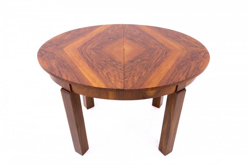 Oval Art Deco table from the 1940s, Poland. After renovation.