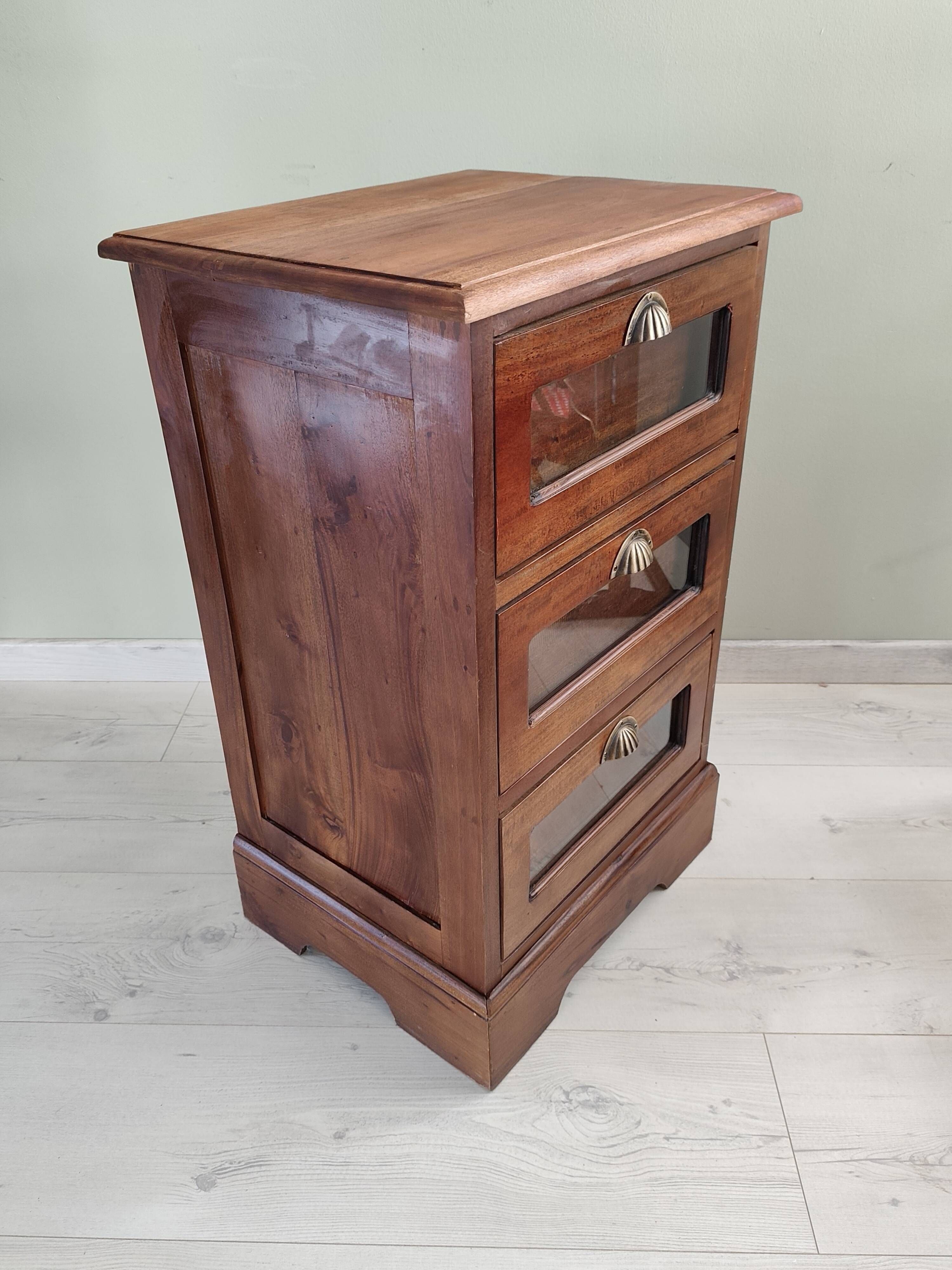 Meuble en bois ancien a 3 tiroirs esprit brocante chic