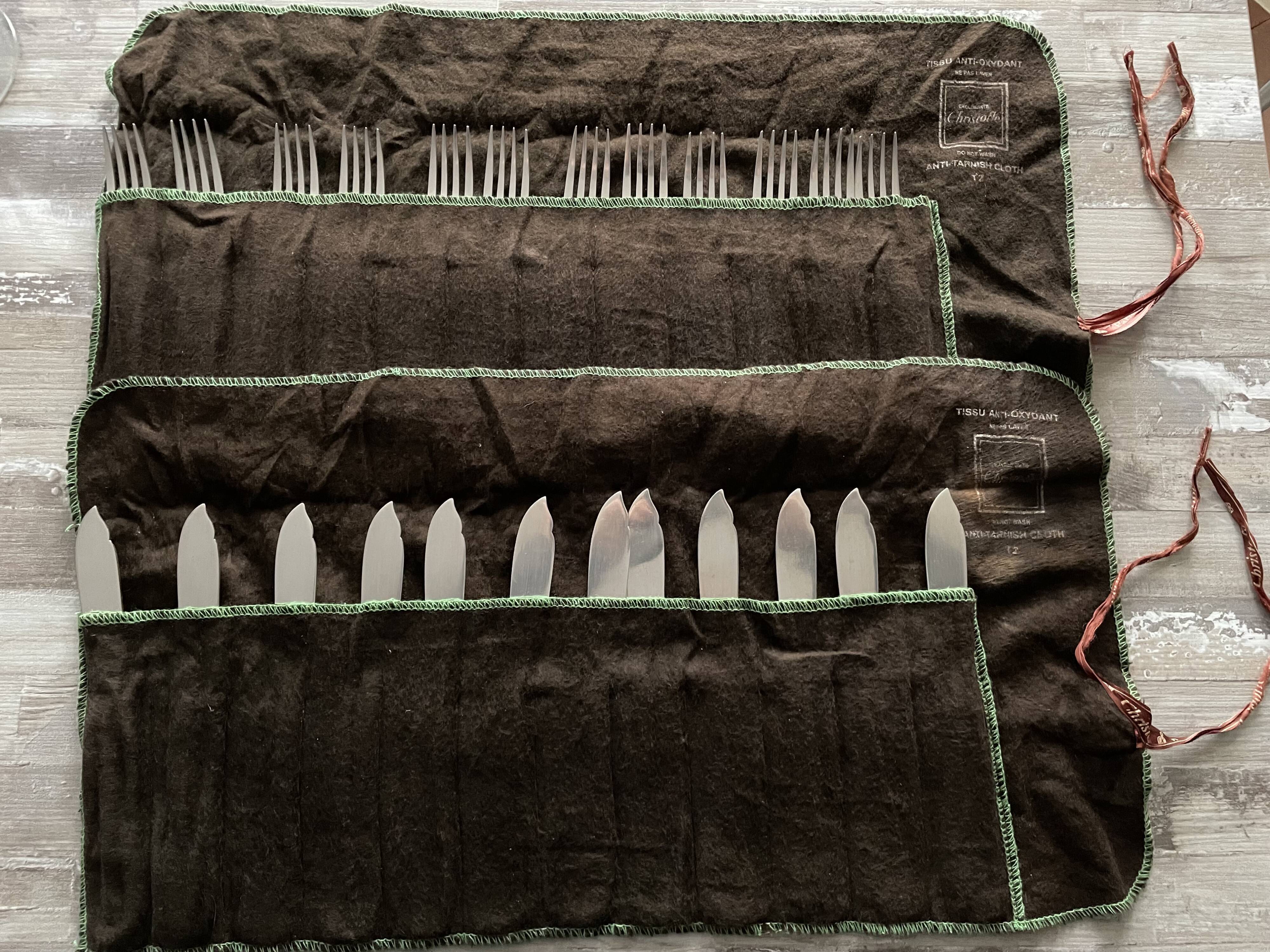 12 Christofle forks and 12 knives – Silver plated