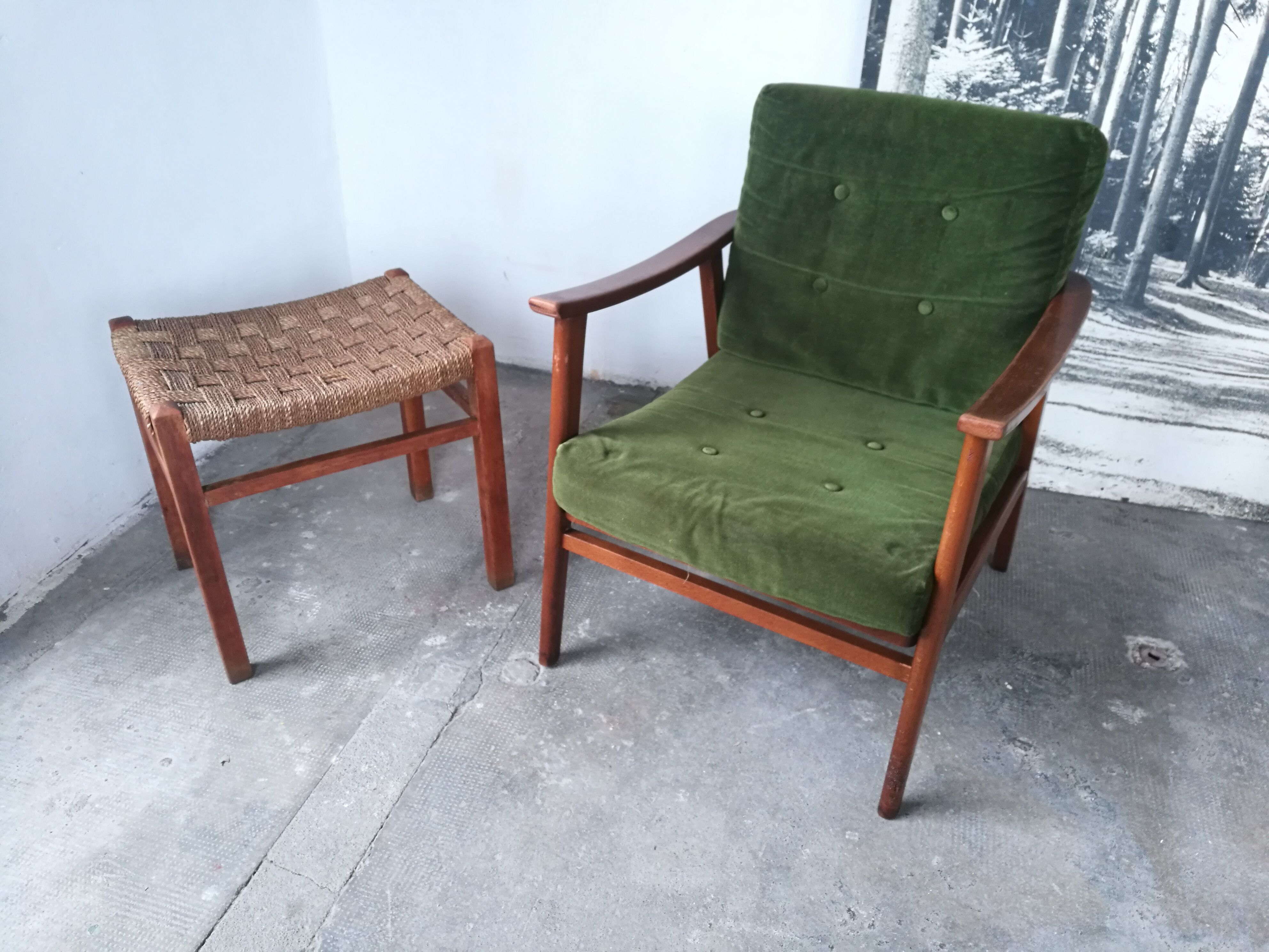 Vroom and Dreesmann rope stool