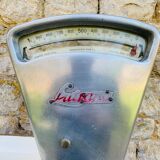 Old Lutrana grocery scale