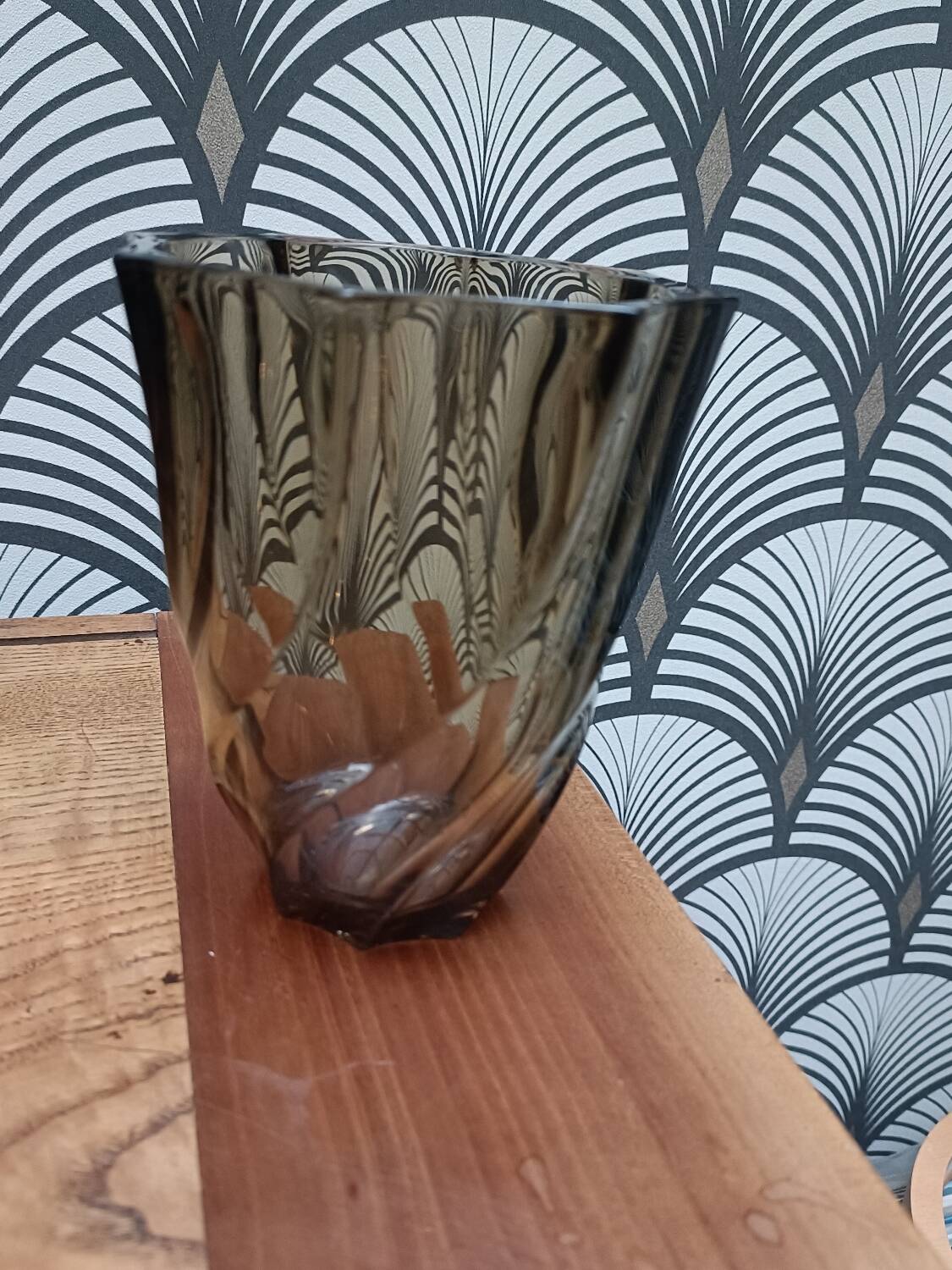 Vase verre fumé vintage