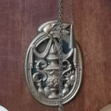 Pendule mouvement horloge hollandaise dite chaise époque 18eme