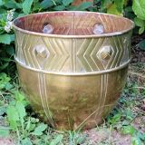 Cache pot en laiton ancien