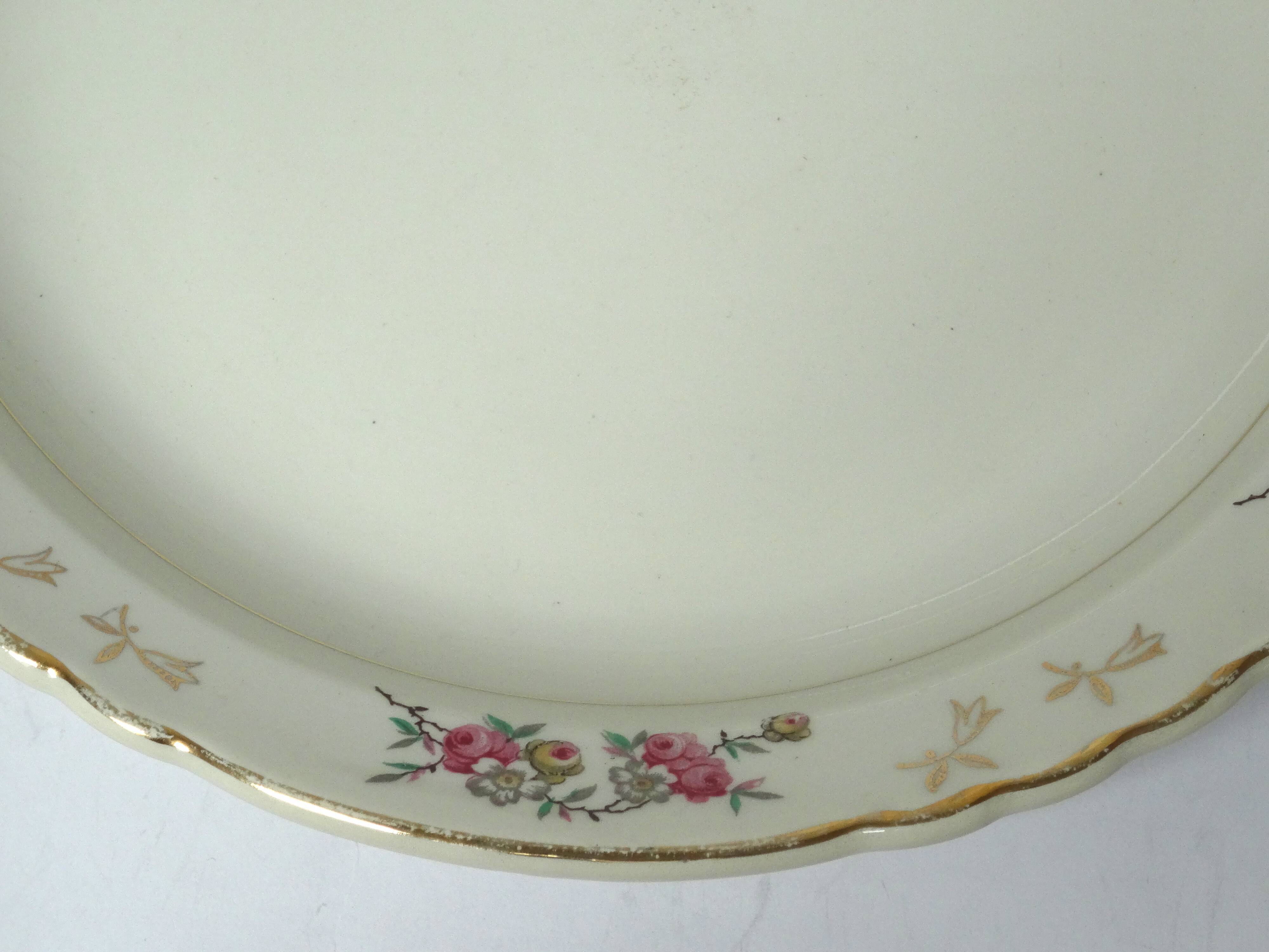 Hollow round dish Moulin des Loups