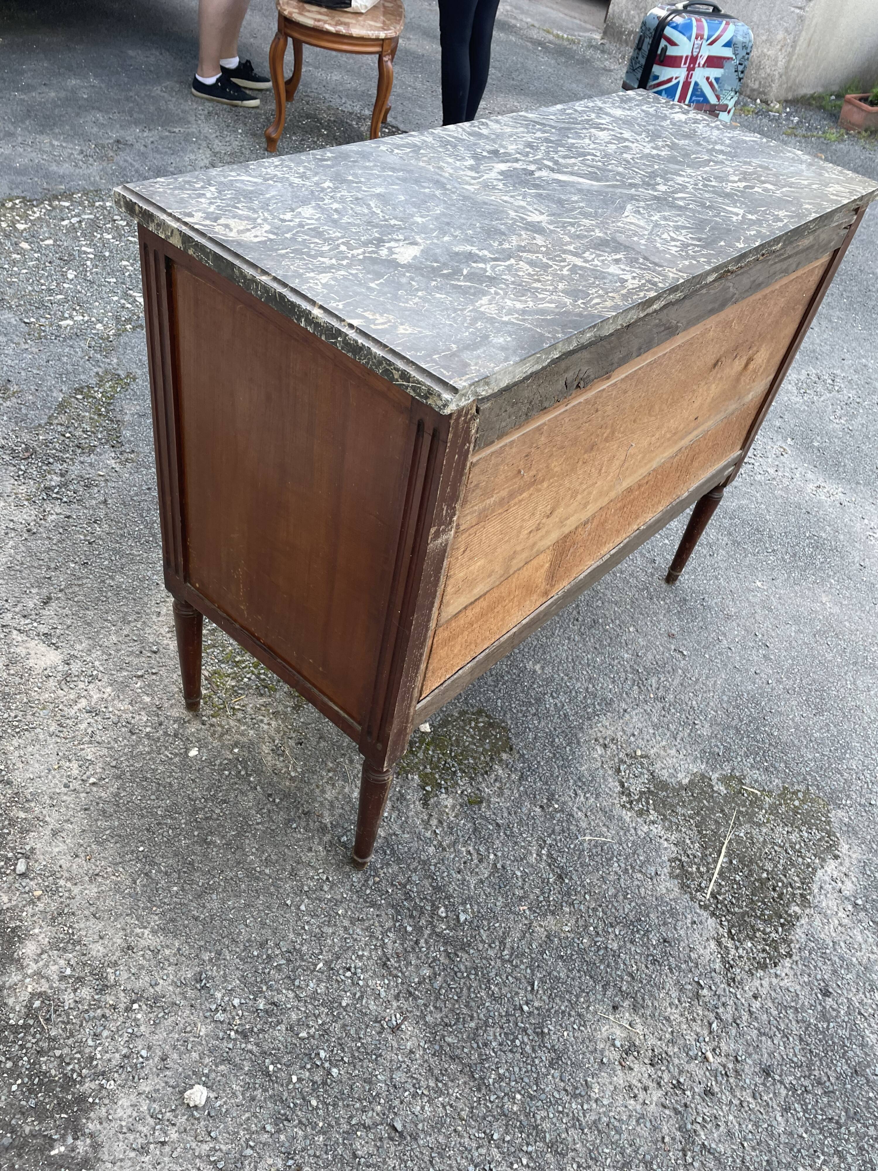 Commode Louis XVI