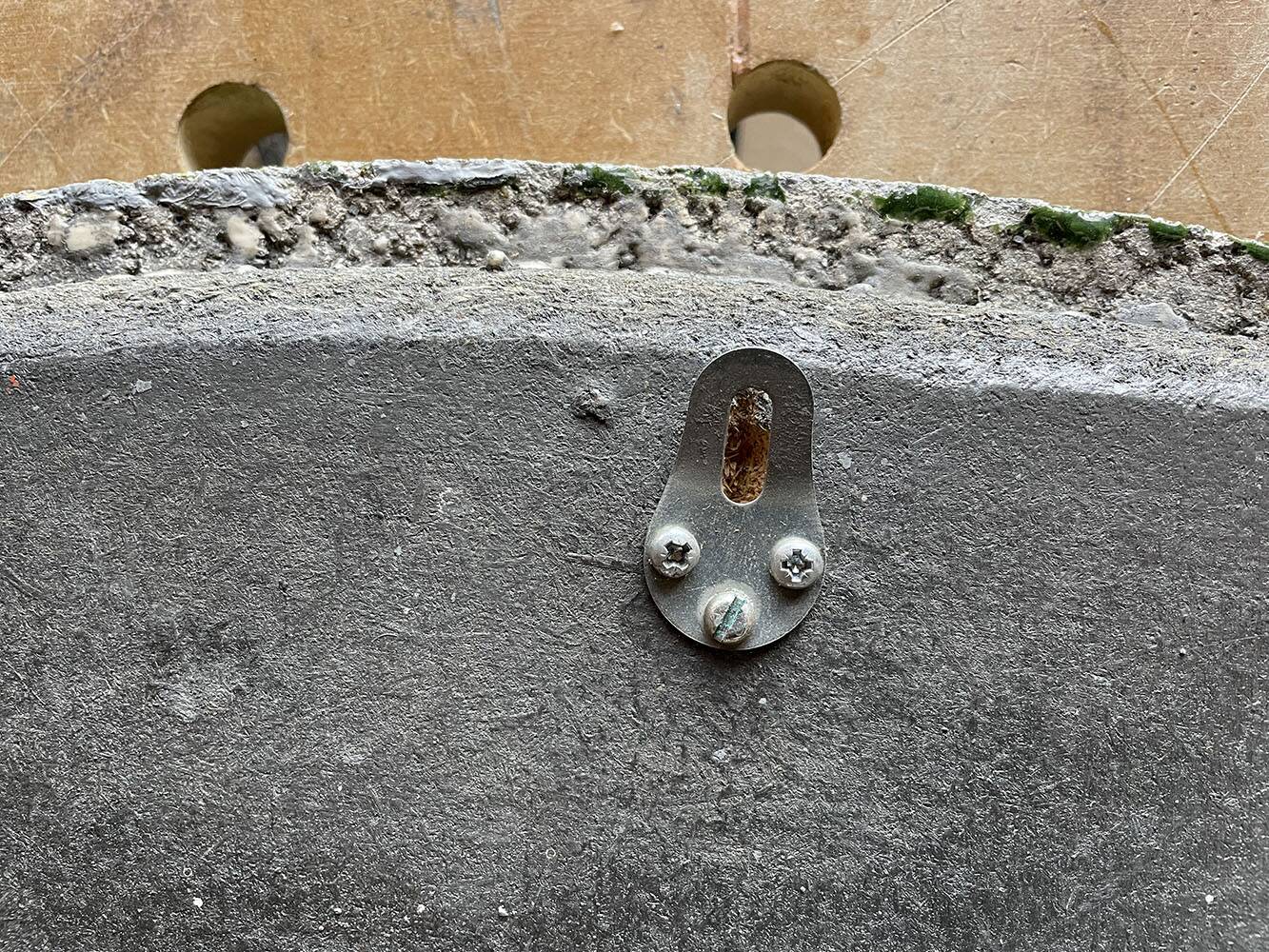 Oval green ceramic mirror - 73x51cm