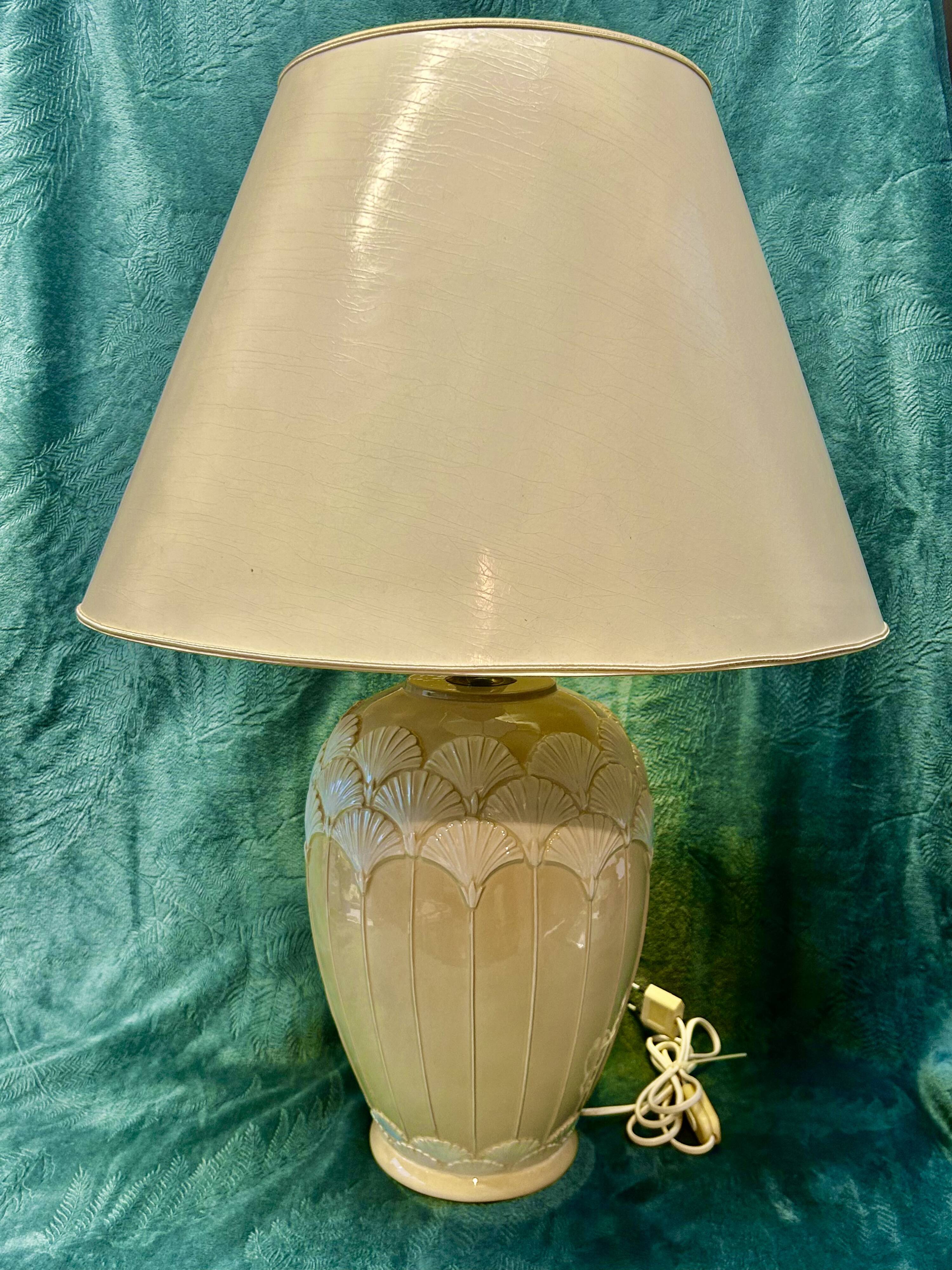Pair of cream ceramic lamps, 1980s, art deco style, Miami light 73