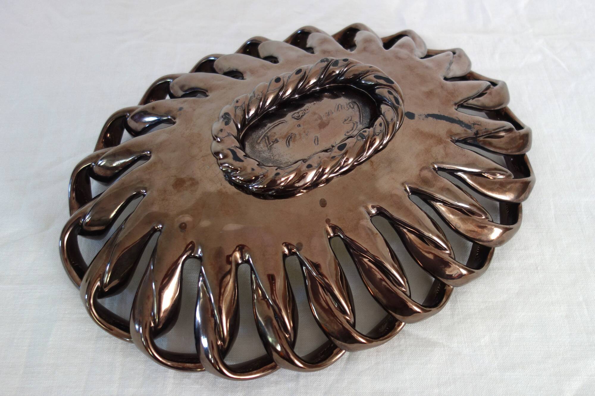1950s ceramic fruit bowl