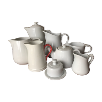 Lot of pitchers in faience and porcelain