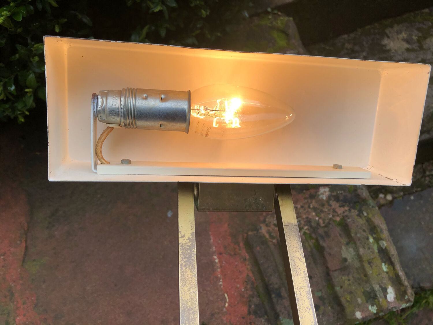 Bauhaus desk lamp gilded brass and teak