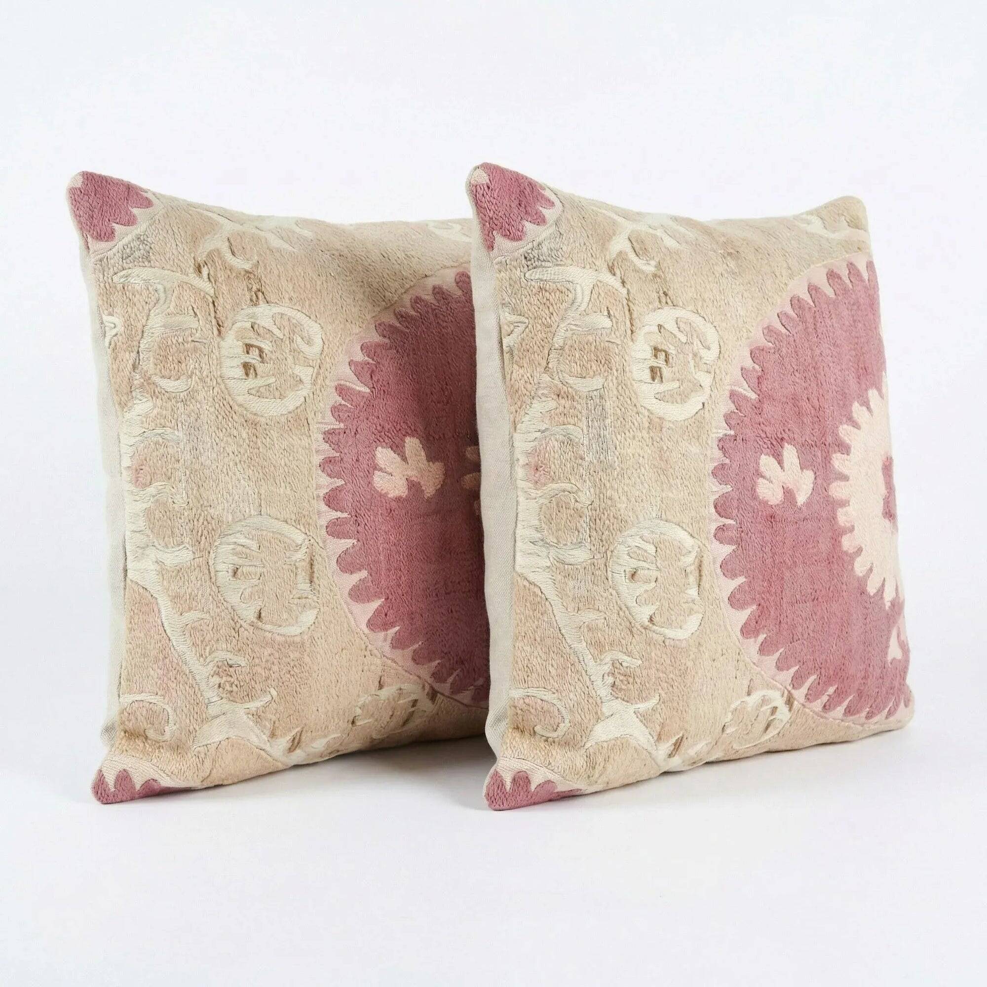 Set of 2 vintage embroidered cushion covers 41x61 cm