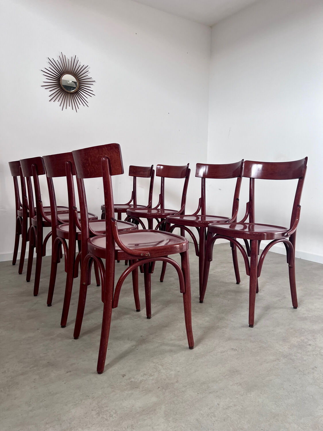 Set of 8 vintage 70s curved varnished wood bistro chairs
