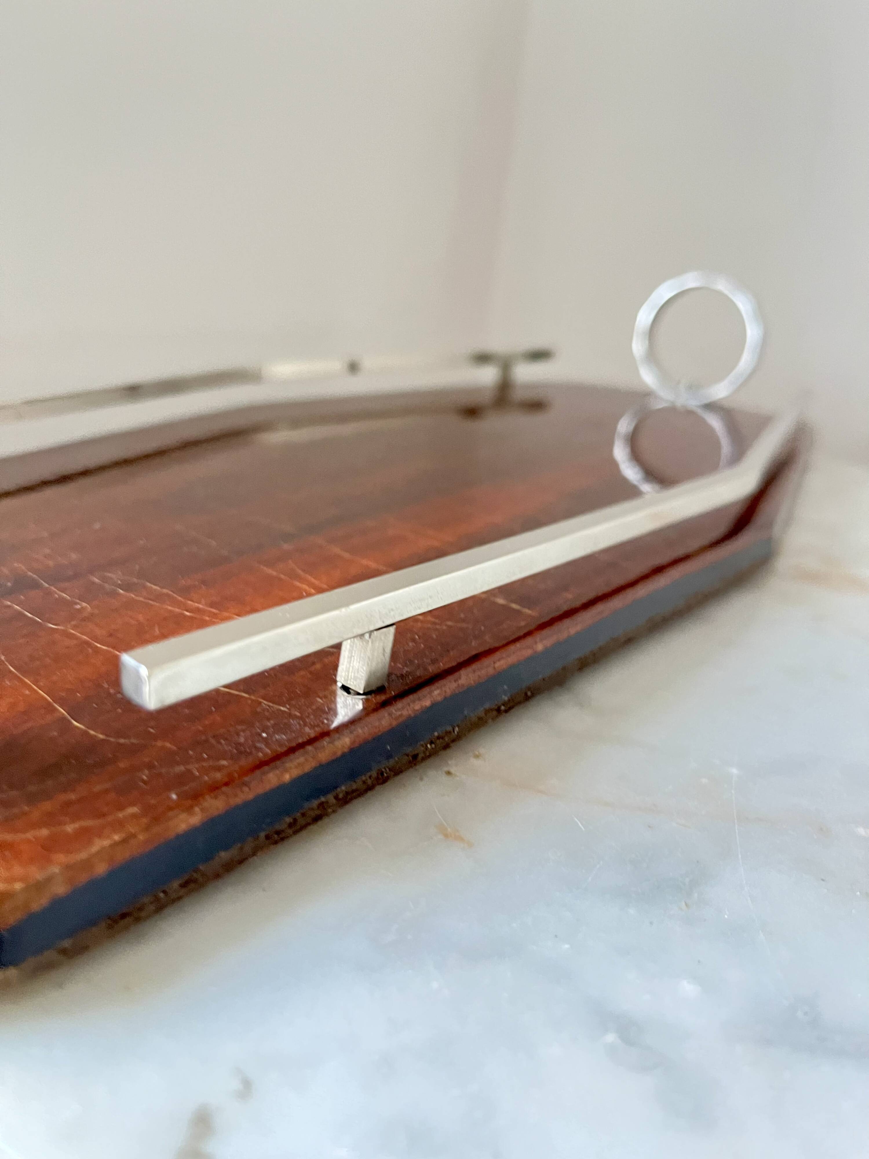 Plateau de service Art déco en bois et chrome – Design géométrique, vintage années 1930