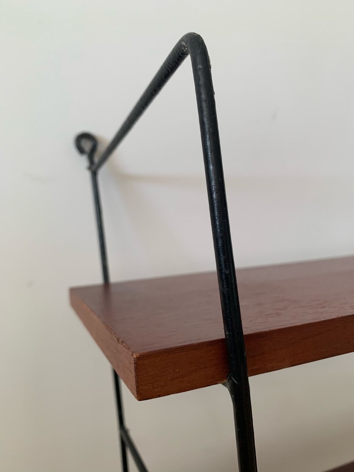 Vintage String shelf