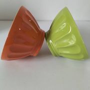 2 large vintage farm bowls in lime green and orange