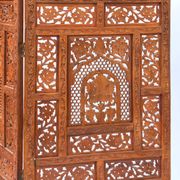 Indian screen with 4 leaves in teak wood with rich openwork decoration of grape leaves