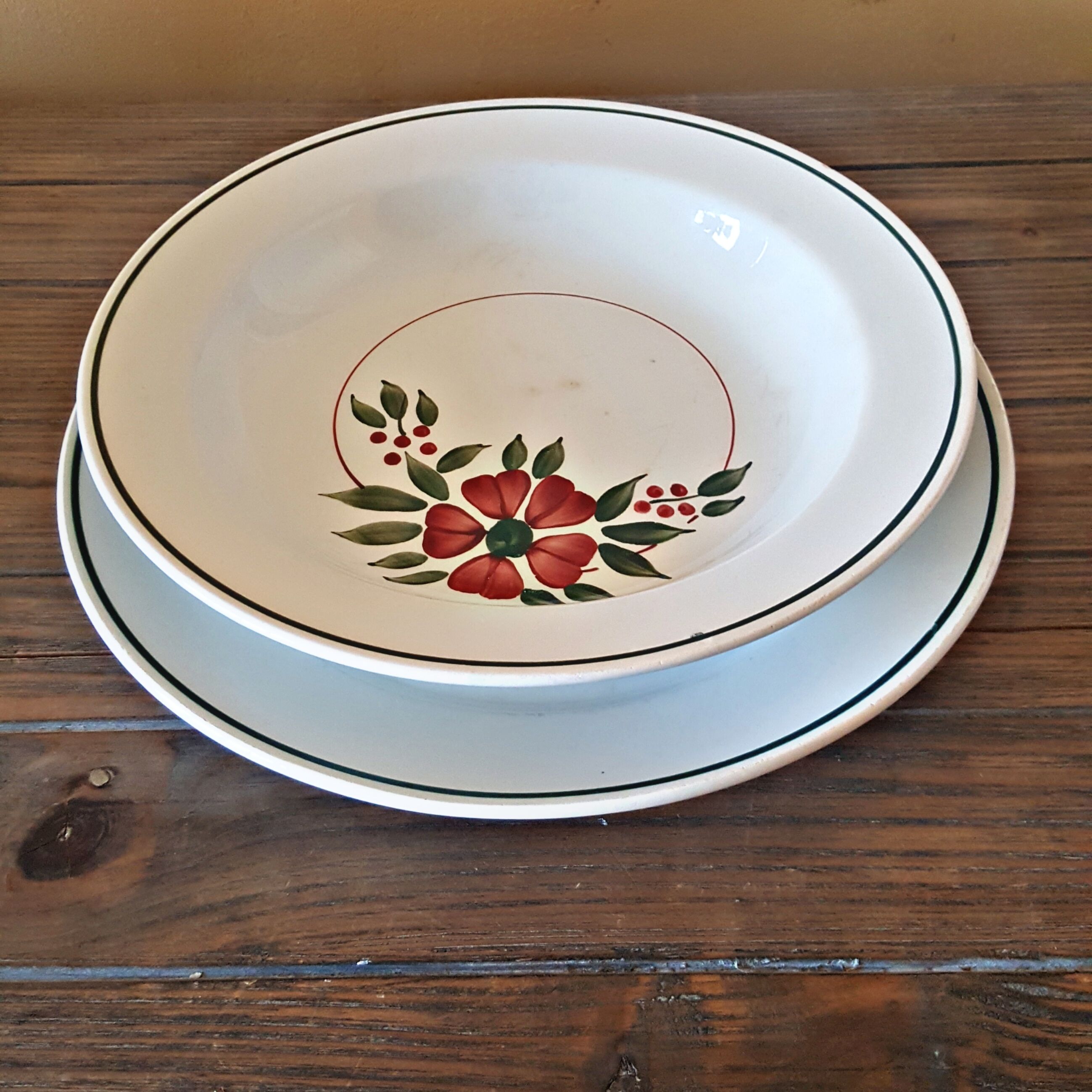Set of 2 dishes, Créil and Montereau