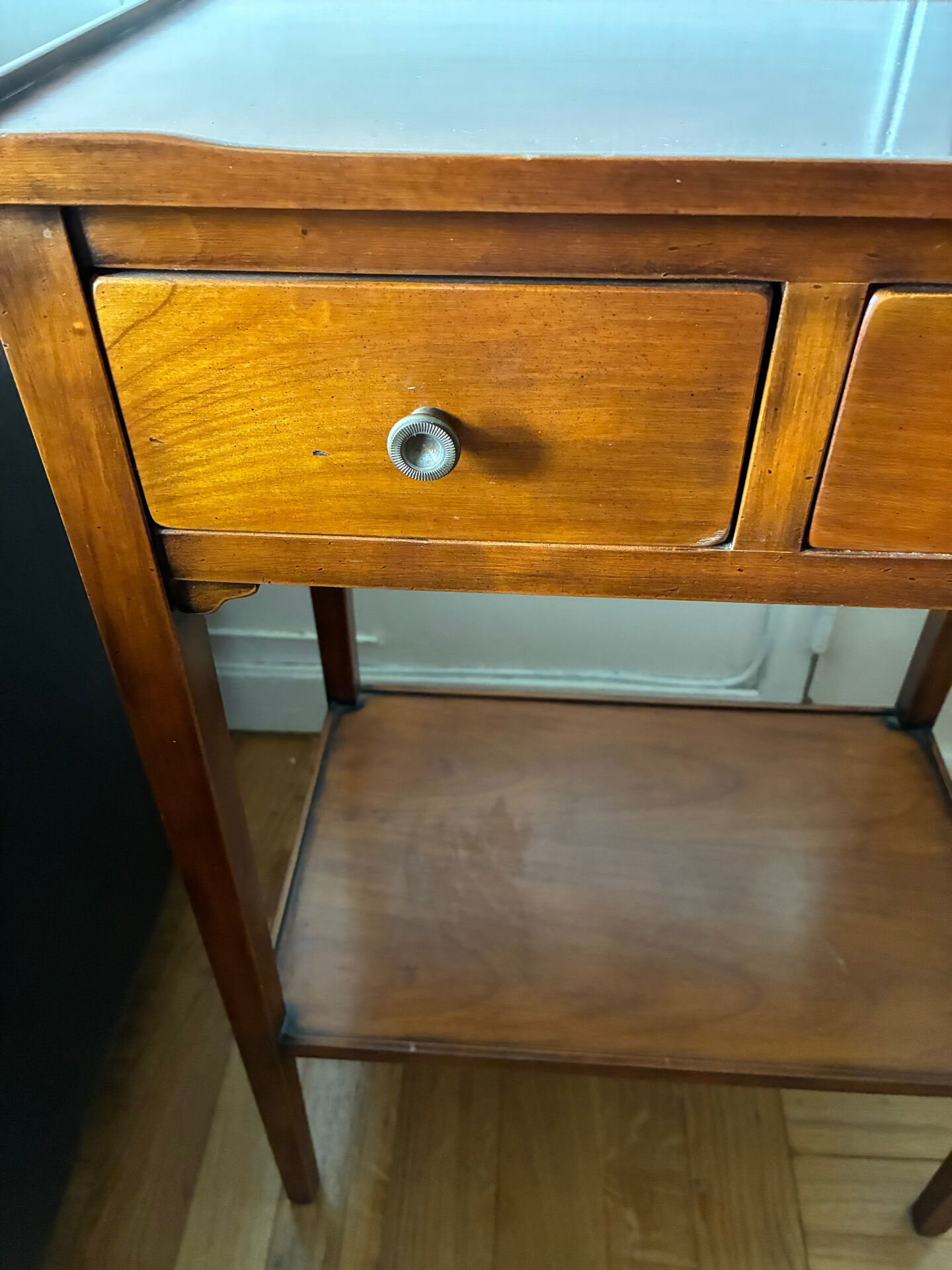 Small console bedside table