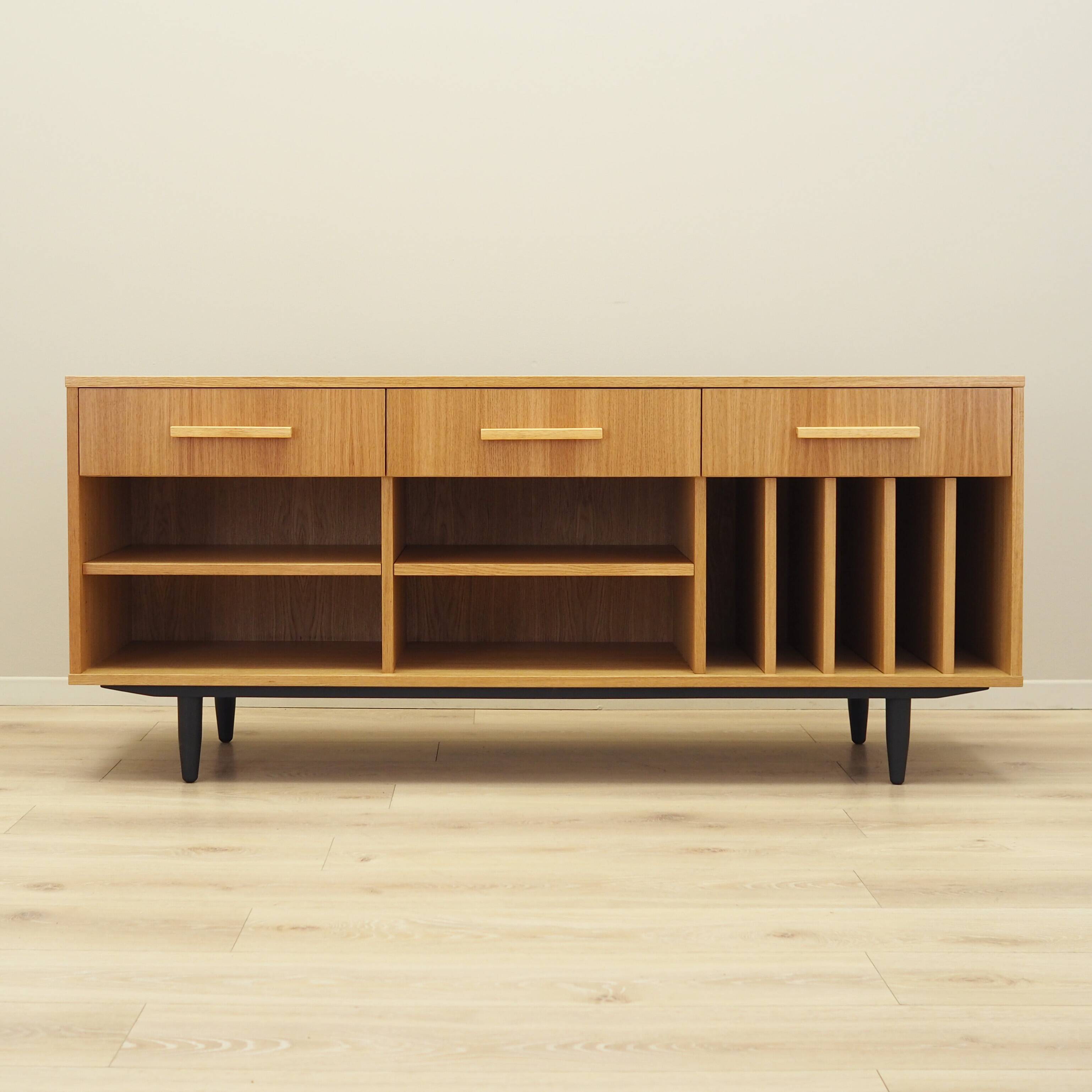 Enfilade en chêne, design scandinave