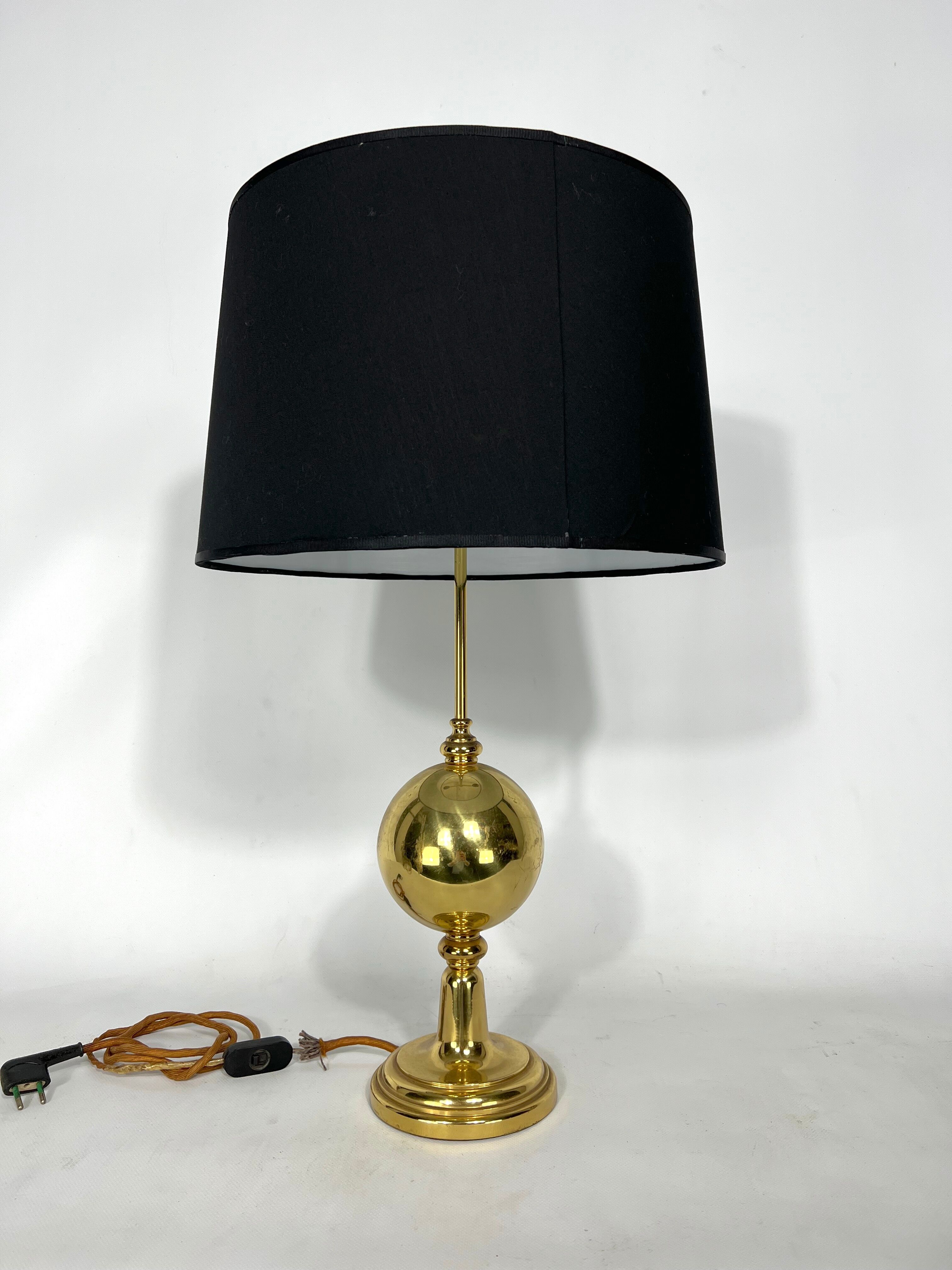 Mid-century Italian brass table lamp from 50s