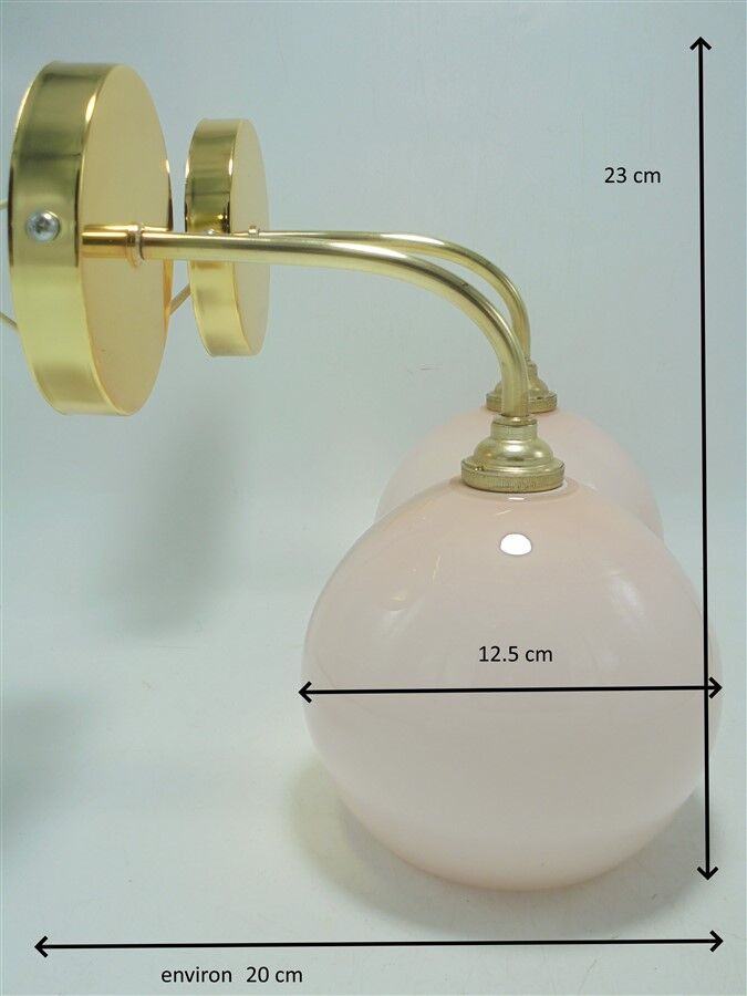 Pair of wall sconces