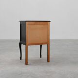 Commode de style Louis XV en chêne laqué noir, France, années 1950