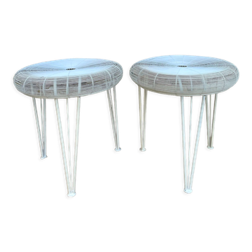 Paire de tabourets en fer blanc