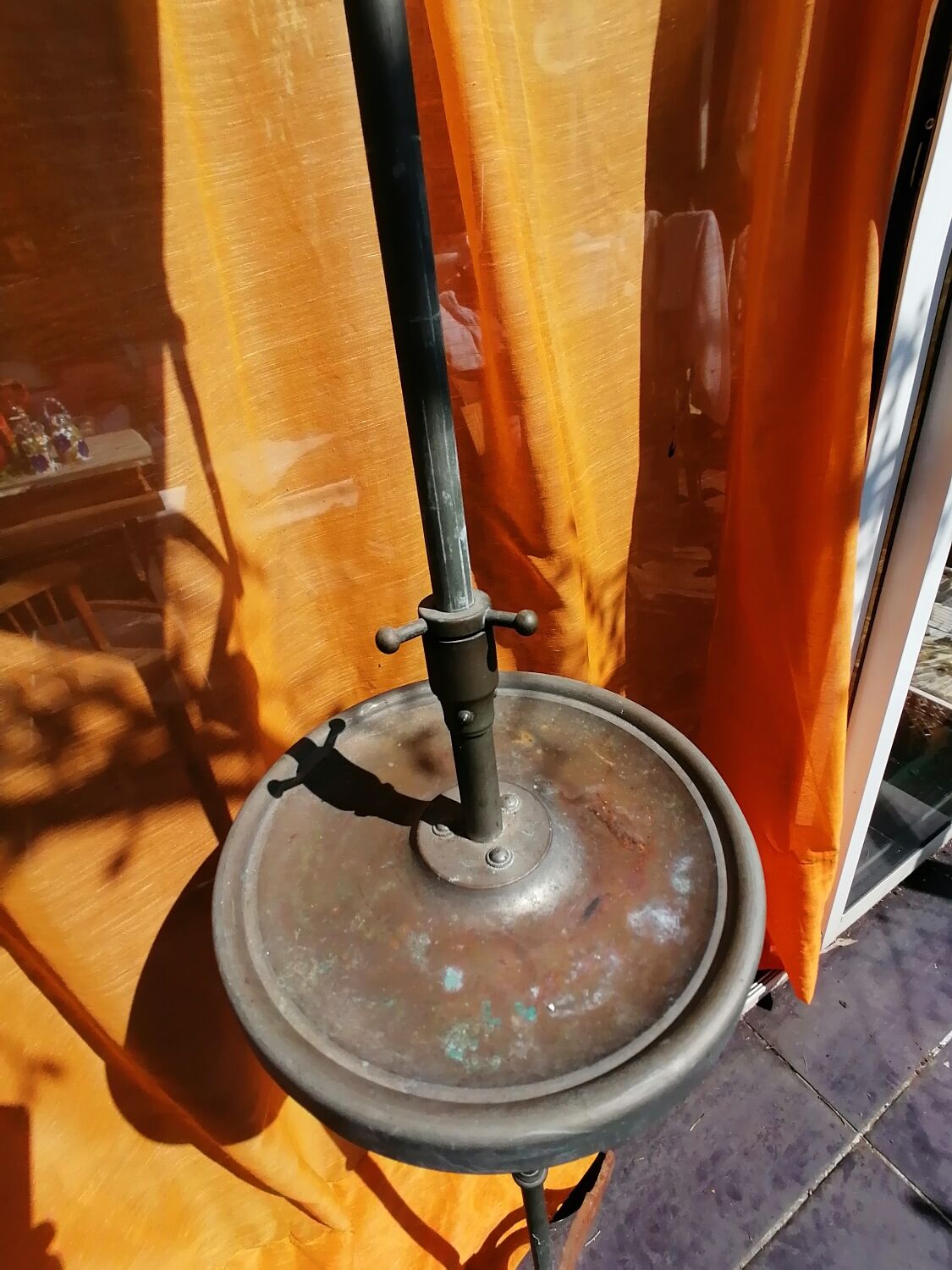 Barber's mirror on telescopic stand 1920 43x35cm