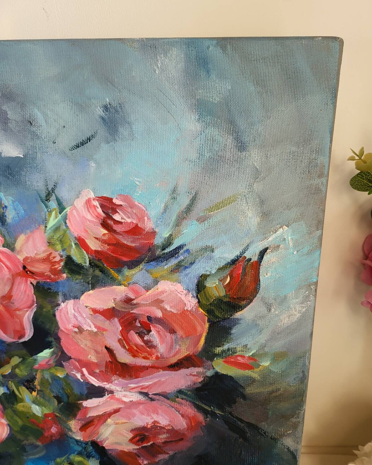 Oil on canvas painting of a bouquet of roses signed Paumier.