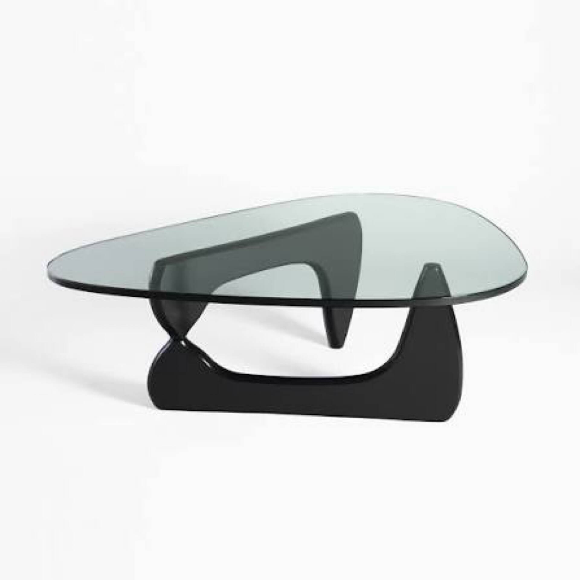 Table Isamu Noguchi