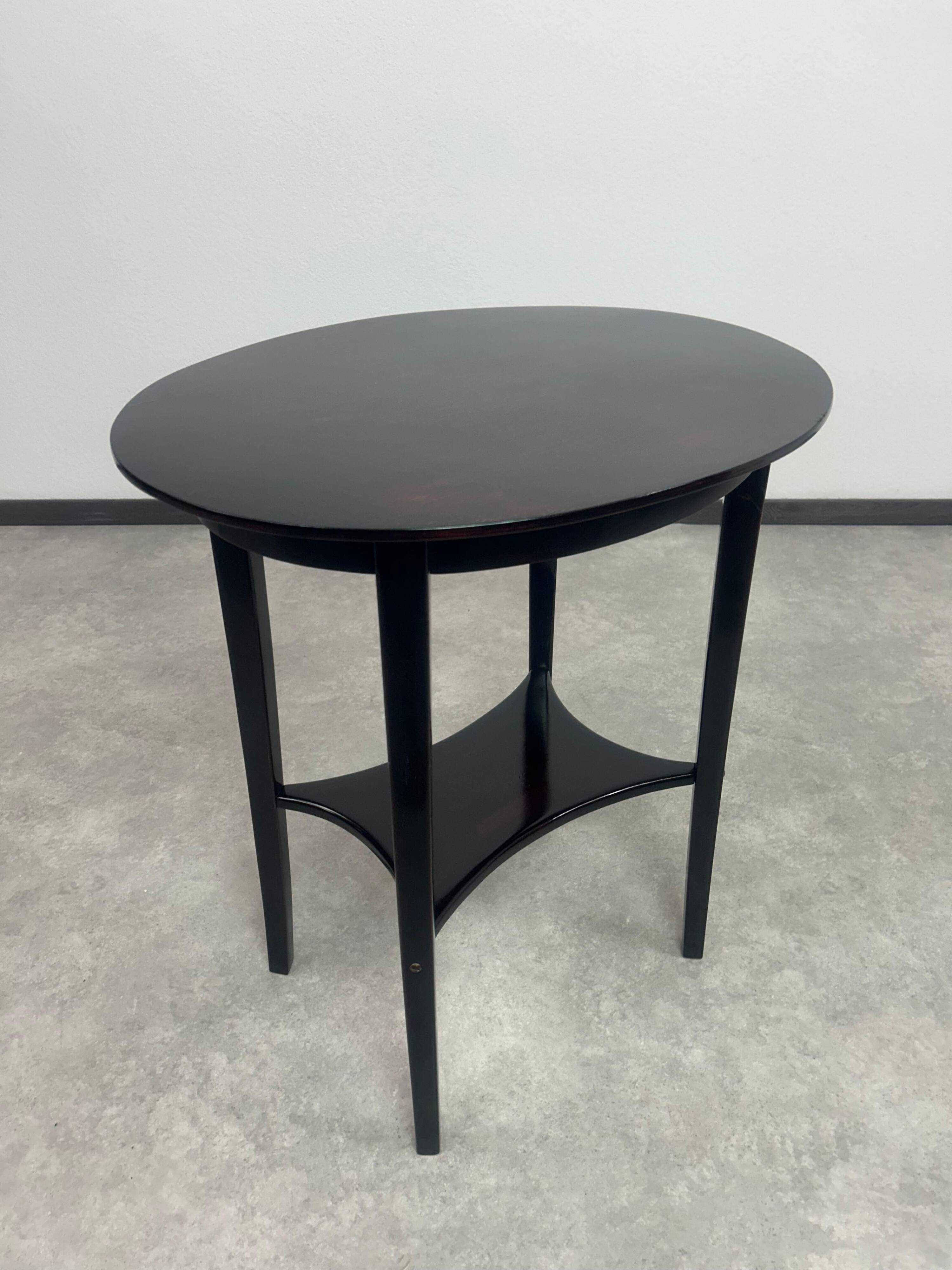 Side table Secession by Thonet