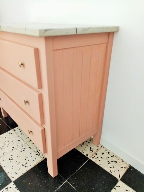 Vintage pink commodity