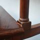 Escalier en colimaçon pour bibliothèque en bois de mahogany.