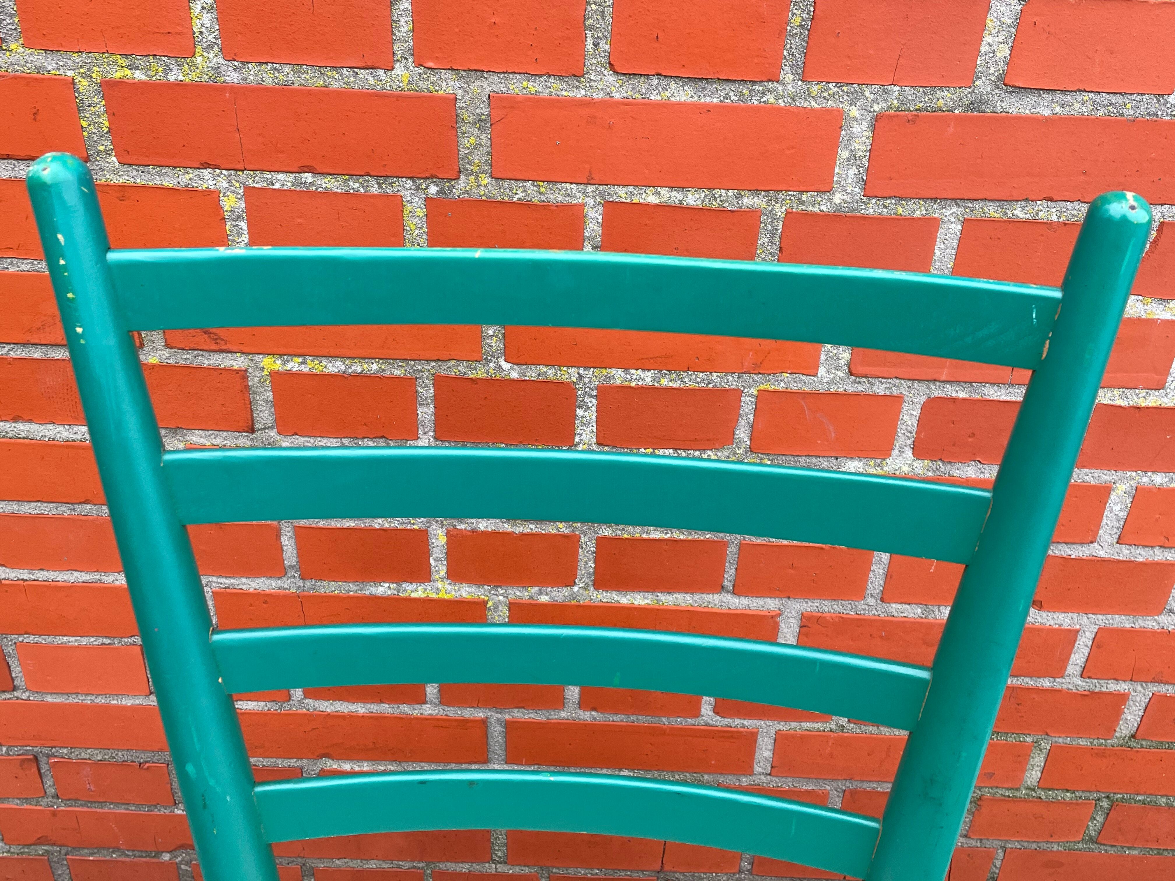 Lot de 4 chaises en bois dans le modèle italien de Chiavari