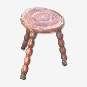 Tabouret en bois tourné pied tripode vintage