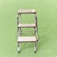 Tabouret escabeau vintage en Formica blanc et acier chromé