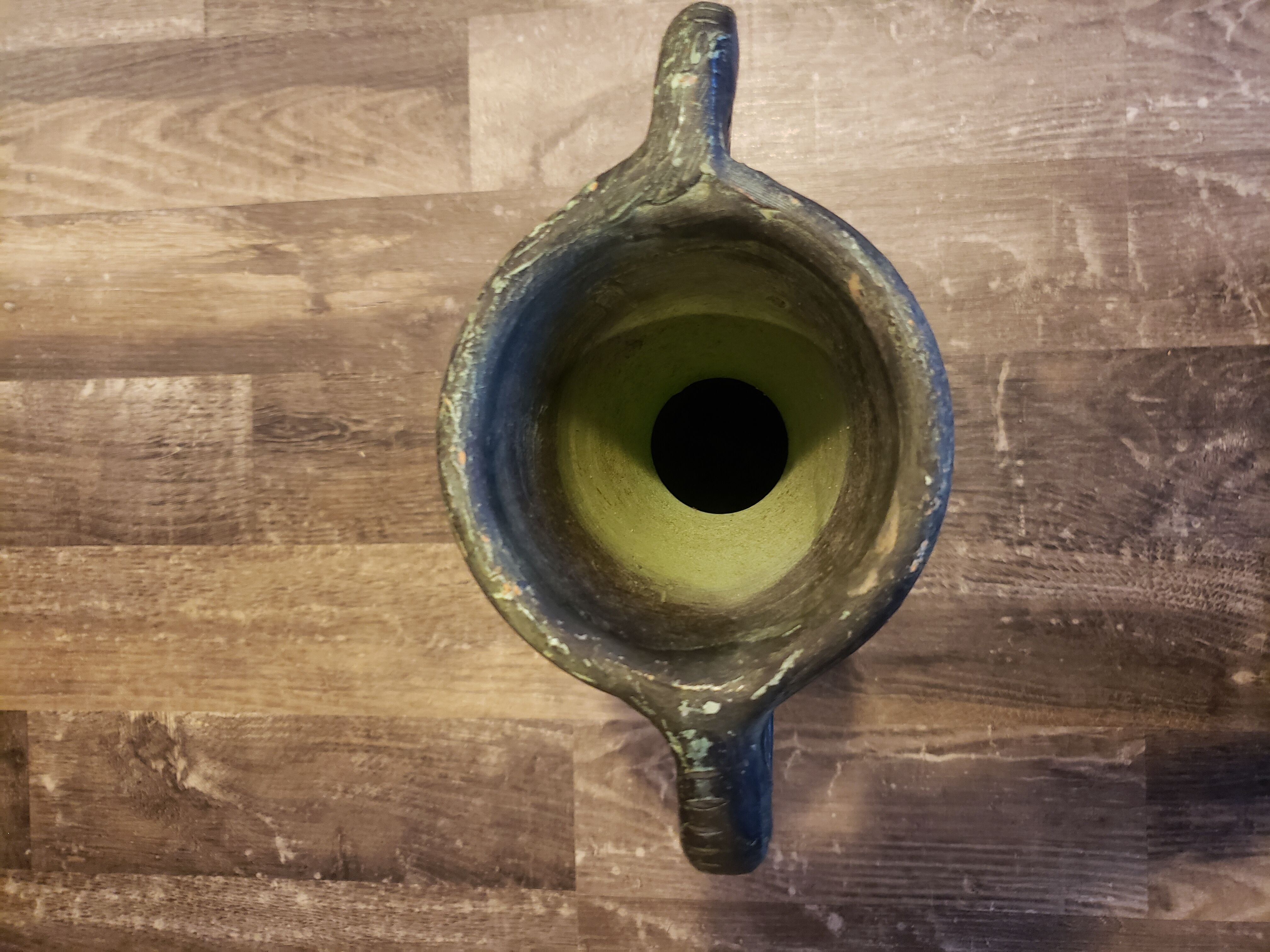 Green terracotta jar with 2 handles